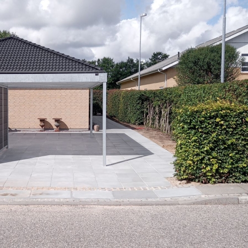 lodret billede af indkørsel